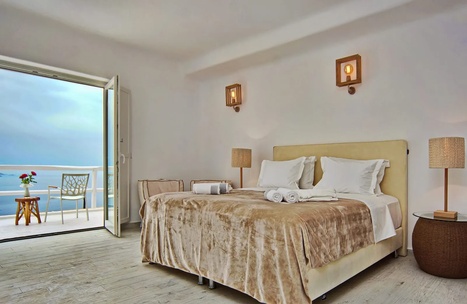 9 Bedroom | Anemone Villa | Kastro