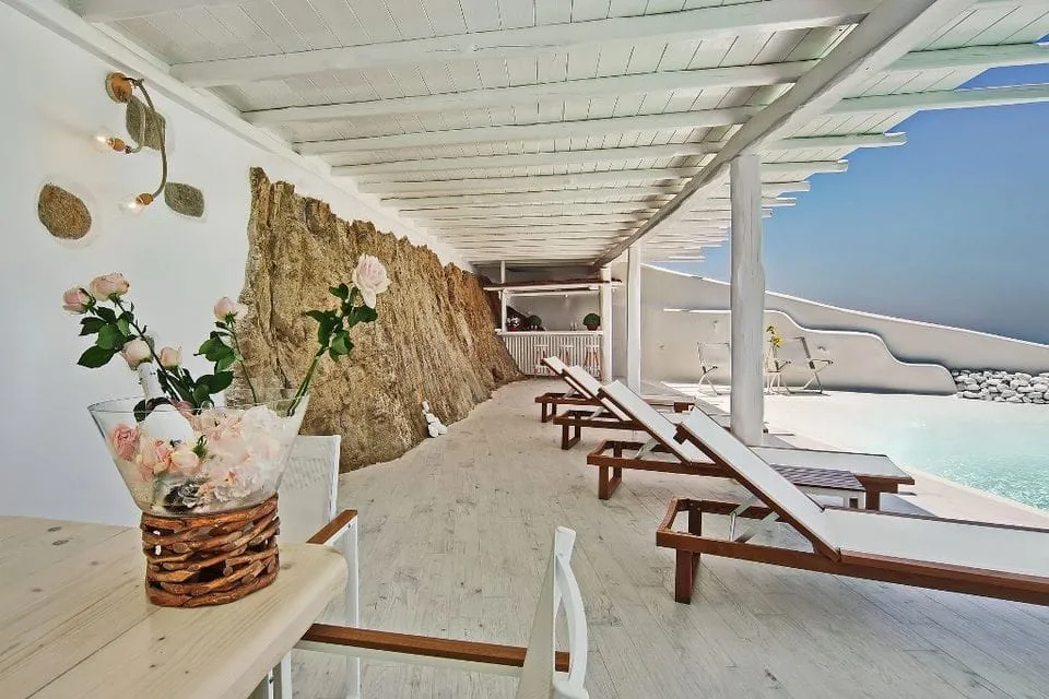 8 Bedroom | Magnolia Villa | Kastro