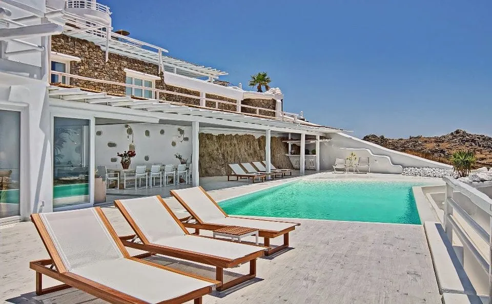 8 Bedroom | Magnolia Villa | Kastro