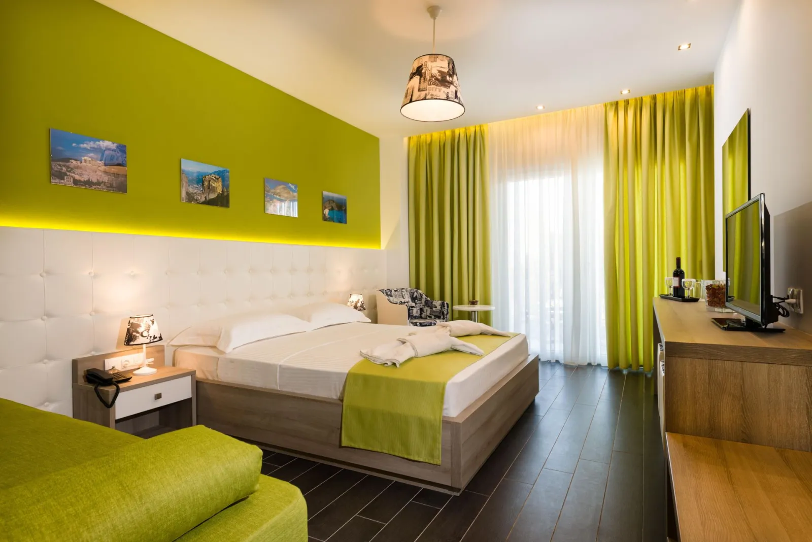 Triple Room