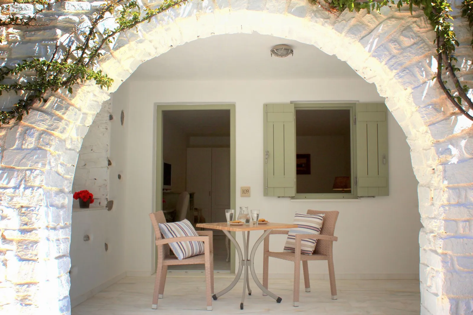 Junior Suite | Garden View Ground Floor