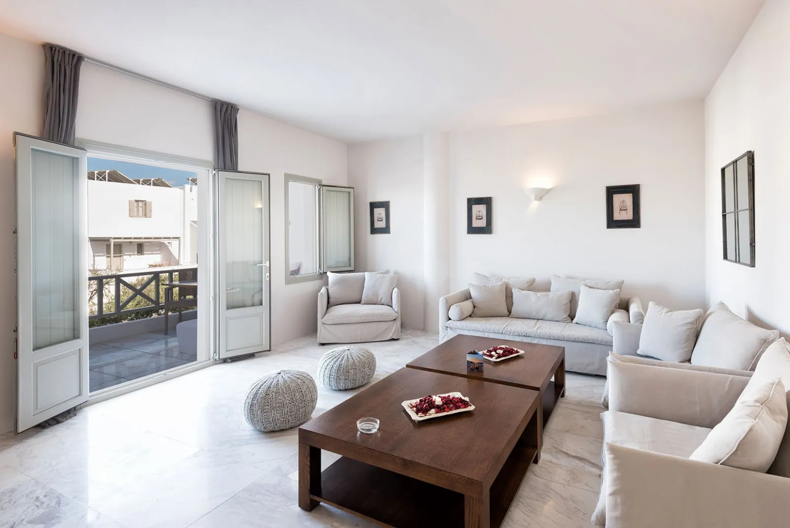 Executive Suite with Partial Sea View