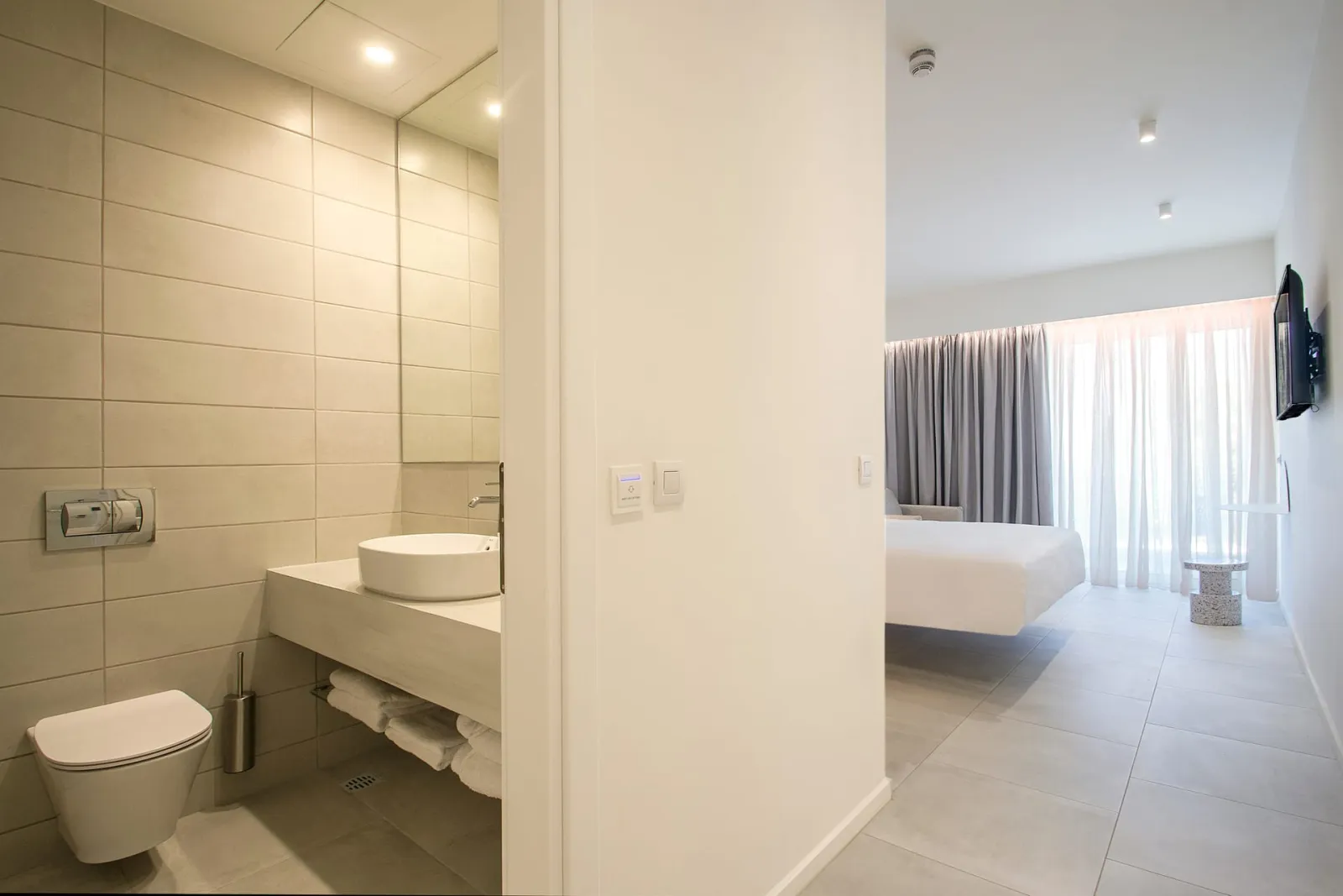 Special Summer Offer! Double Room Inland View