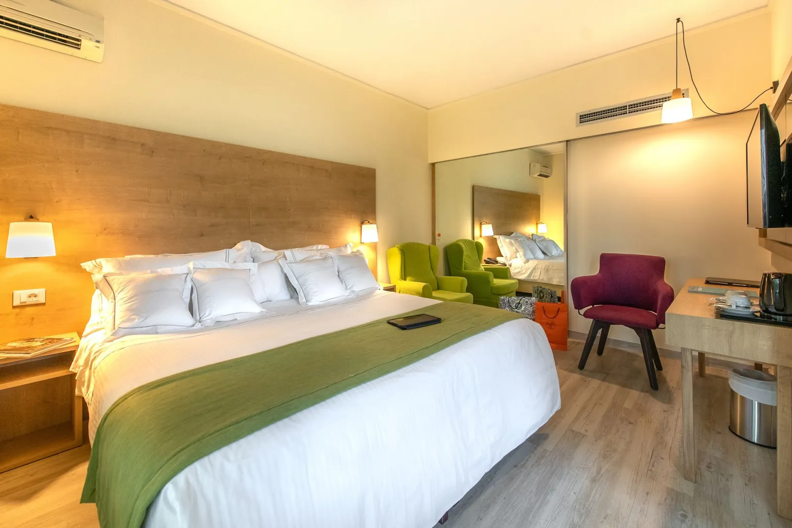 Acropolis View One Bedroom Suite
