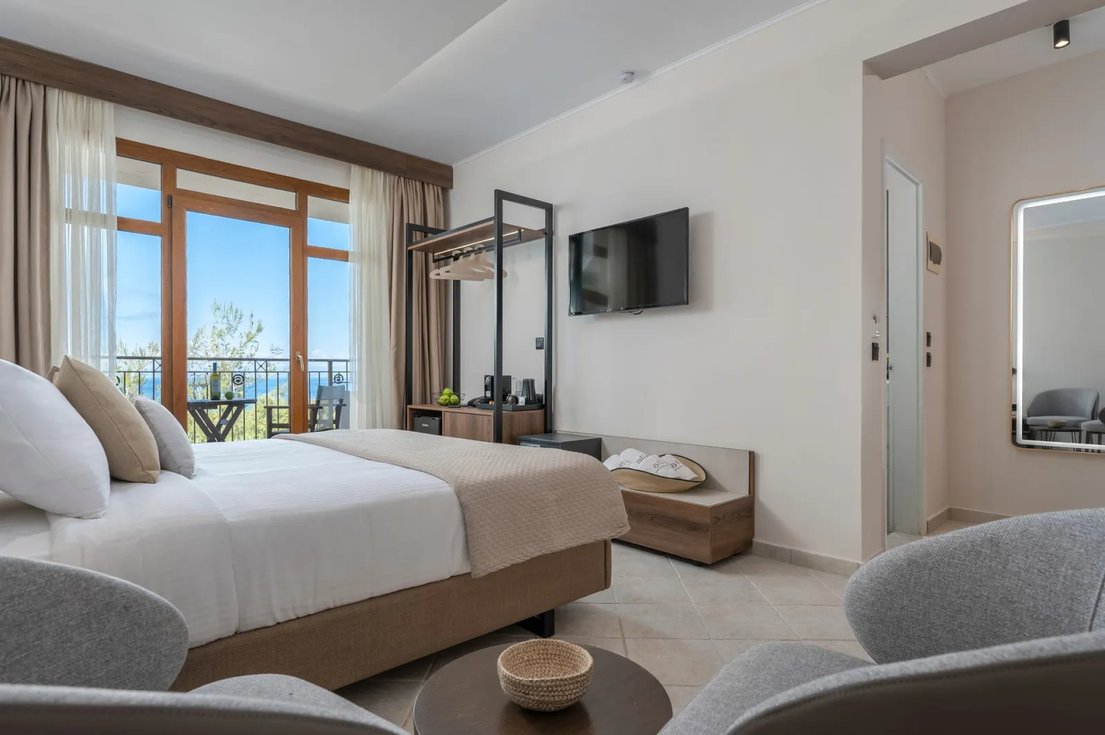 CLASSIC SEA VIEW ROOM