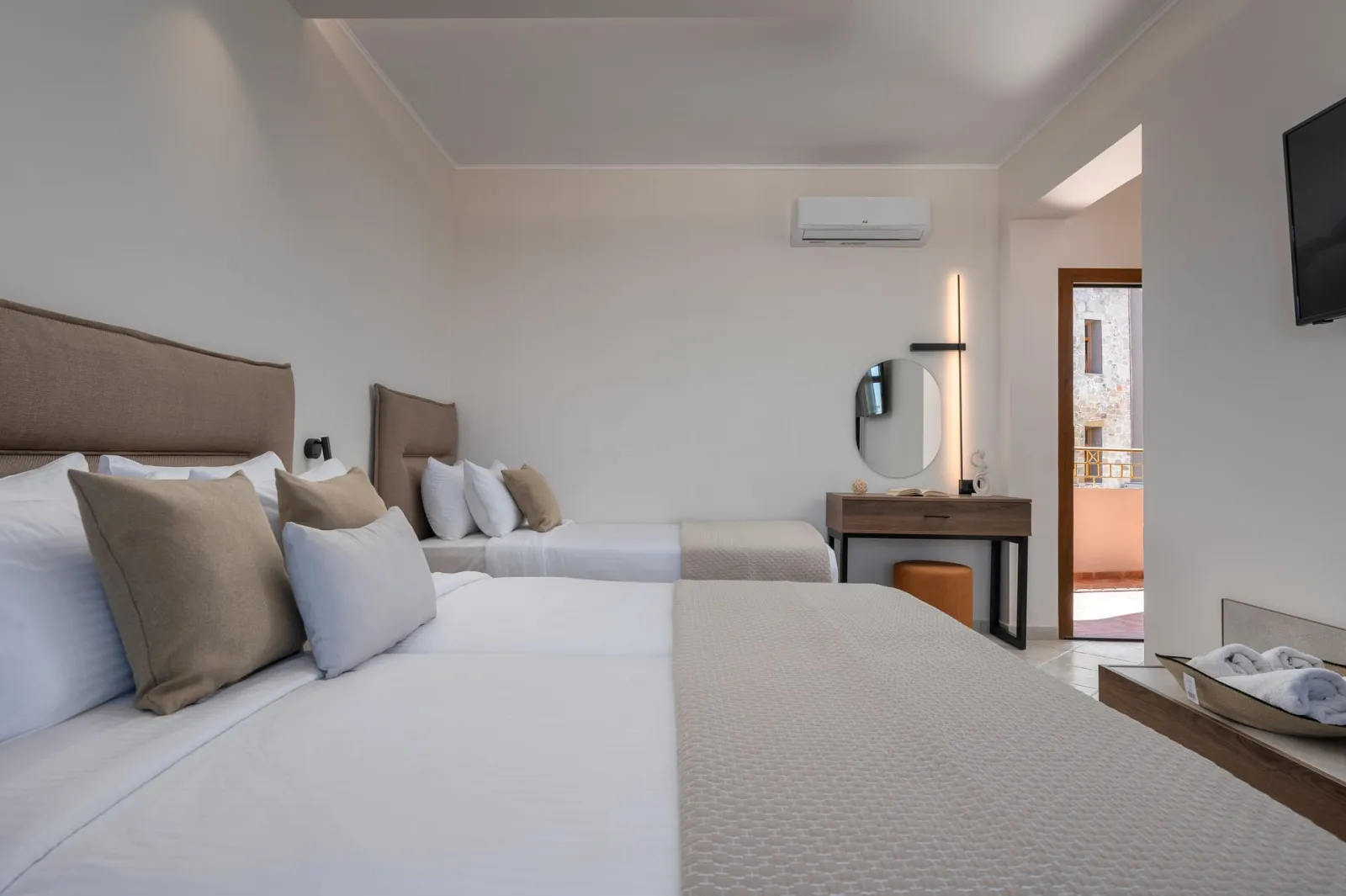 CLASSIC TRIPLE ROOM