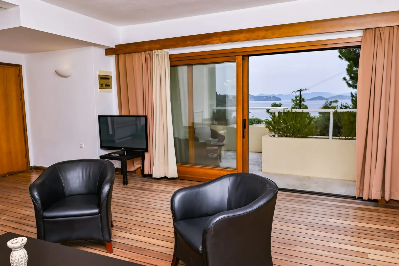 SUPERIOR SUITE SEA VIEW