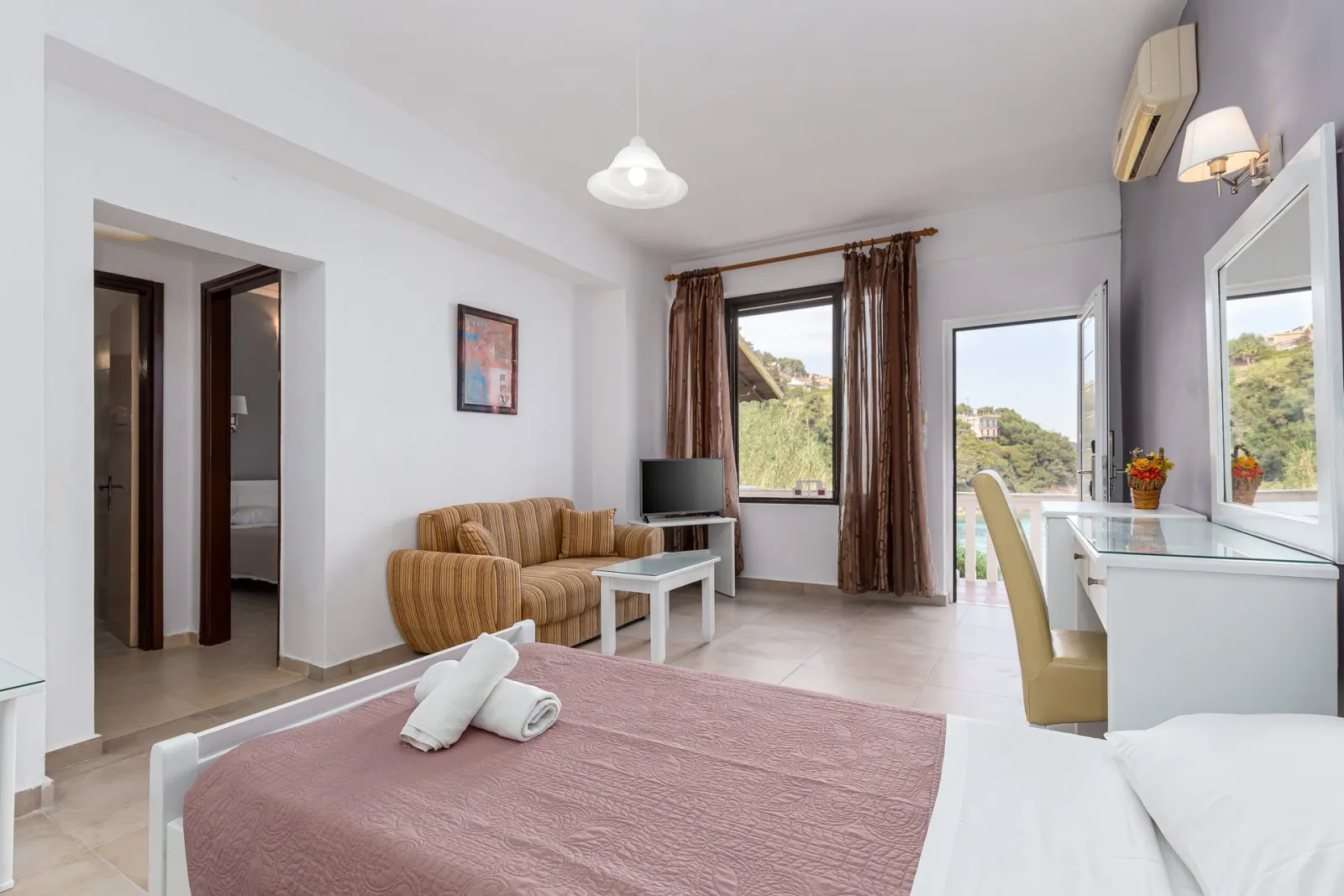 Family Bungalow Sea View