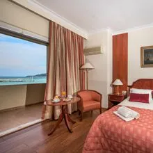 Honeymoon Suite