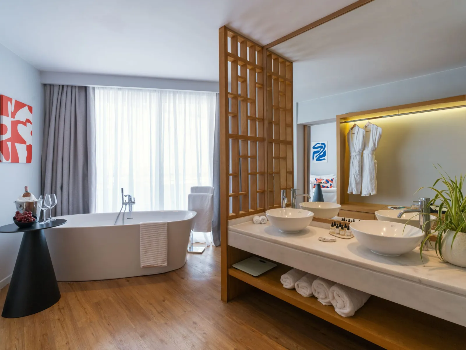 Ivory Junior Suite