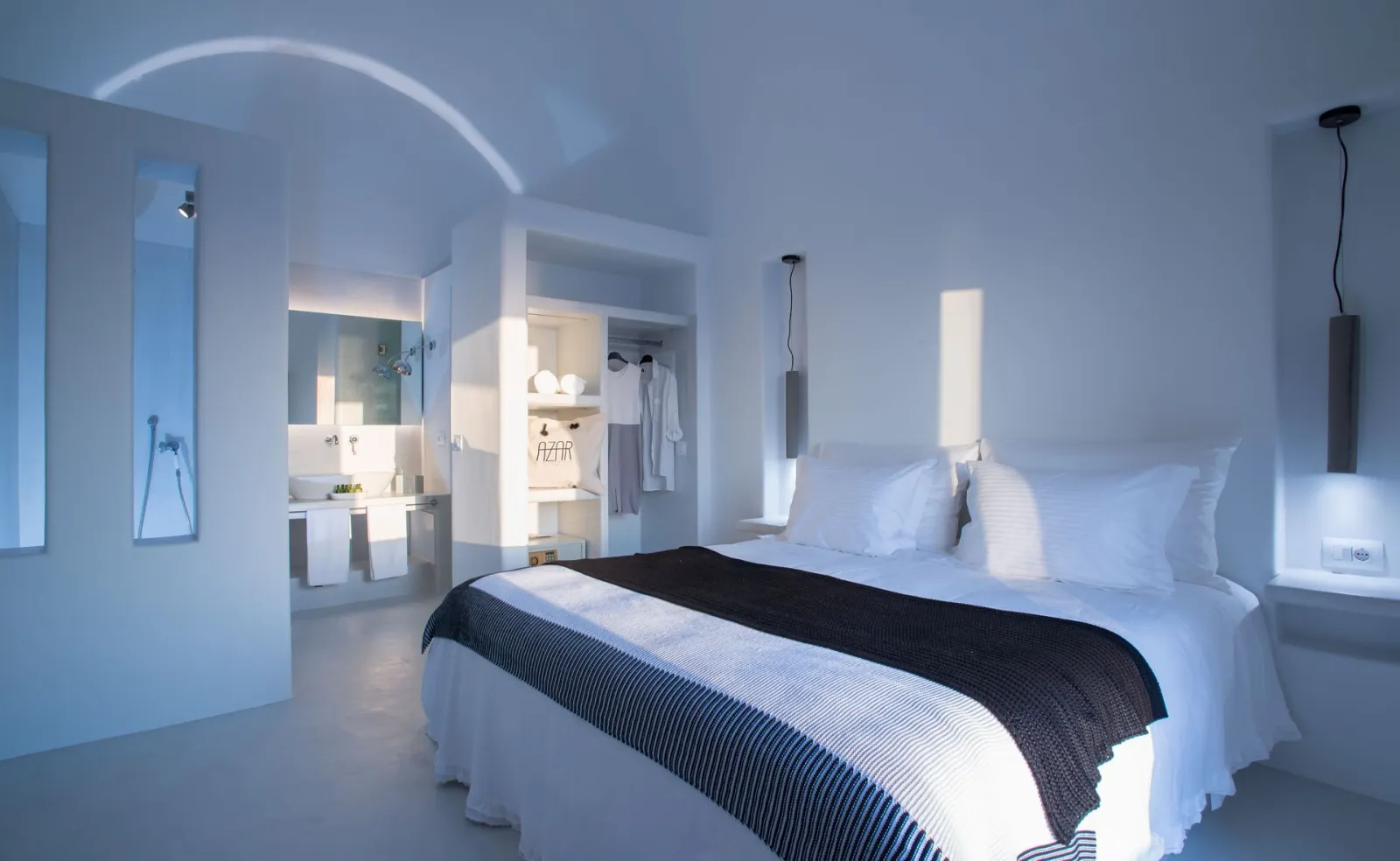 Master Suite with Private Pool and Sea View