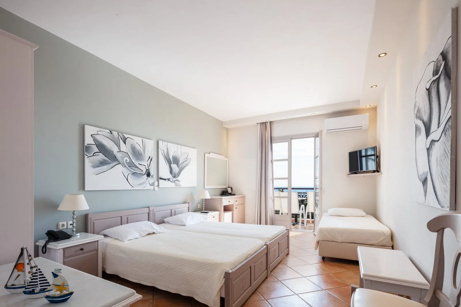 Aegean Triple Room with Balcony & Sea View