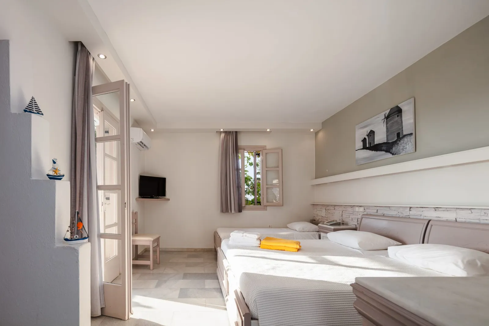 Aegean One Bedroom Apartment with Terrace &amp; Garden View