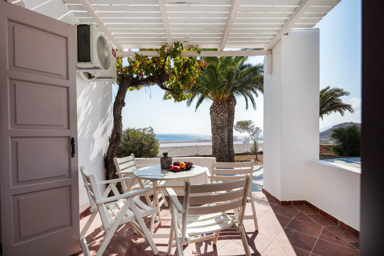 Aegean One Bedroom Apartment with Terrace &amp; Sea View