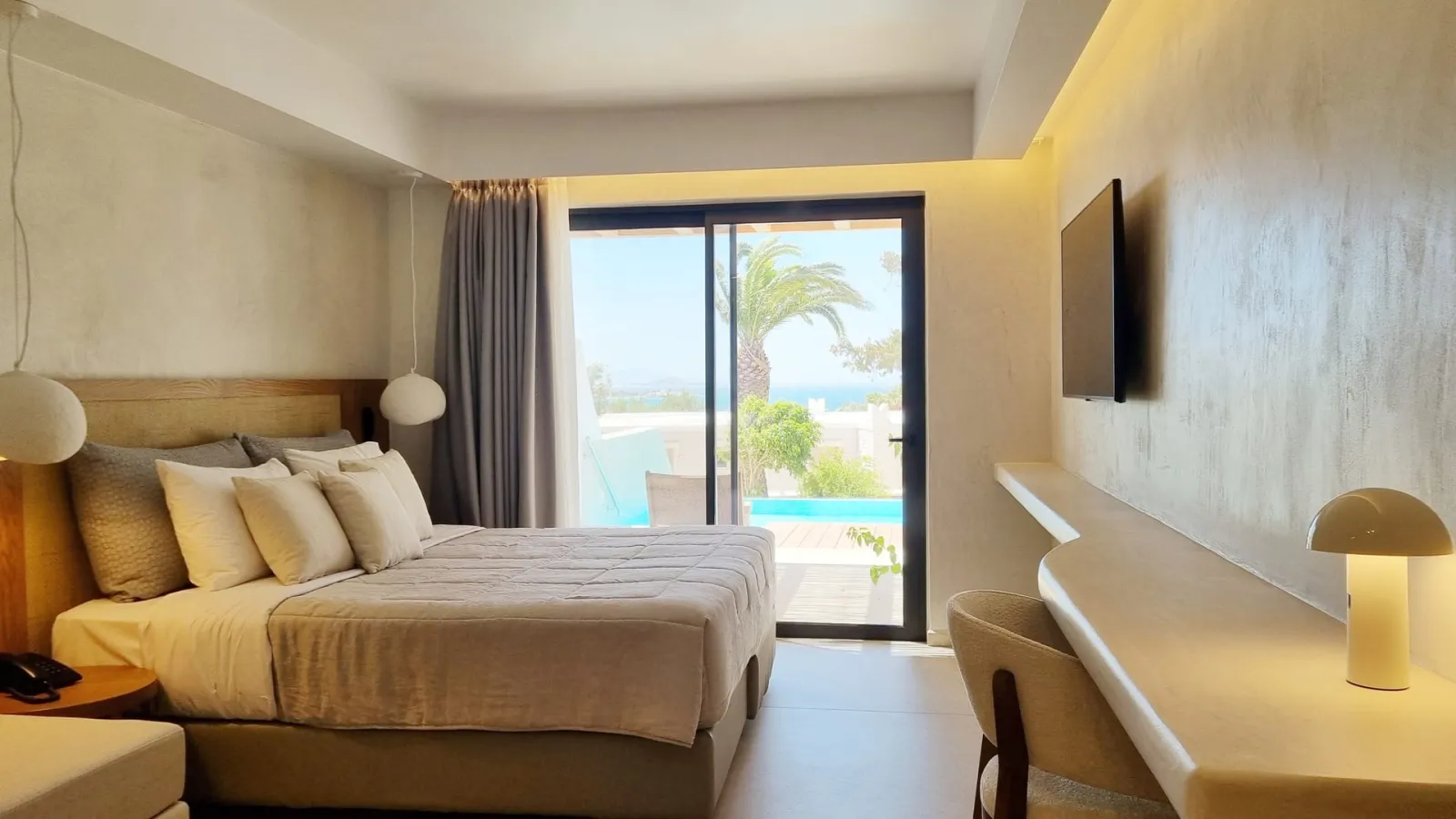 Aegean Junior Suite with Private Pool &amp; Sea View
