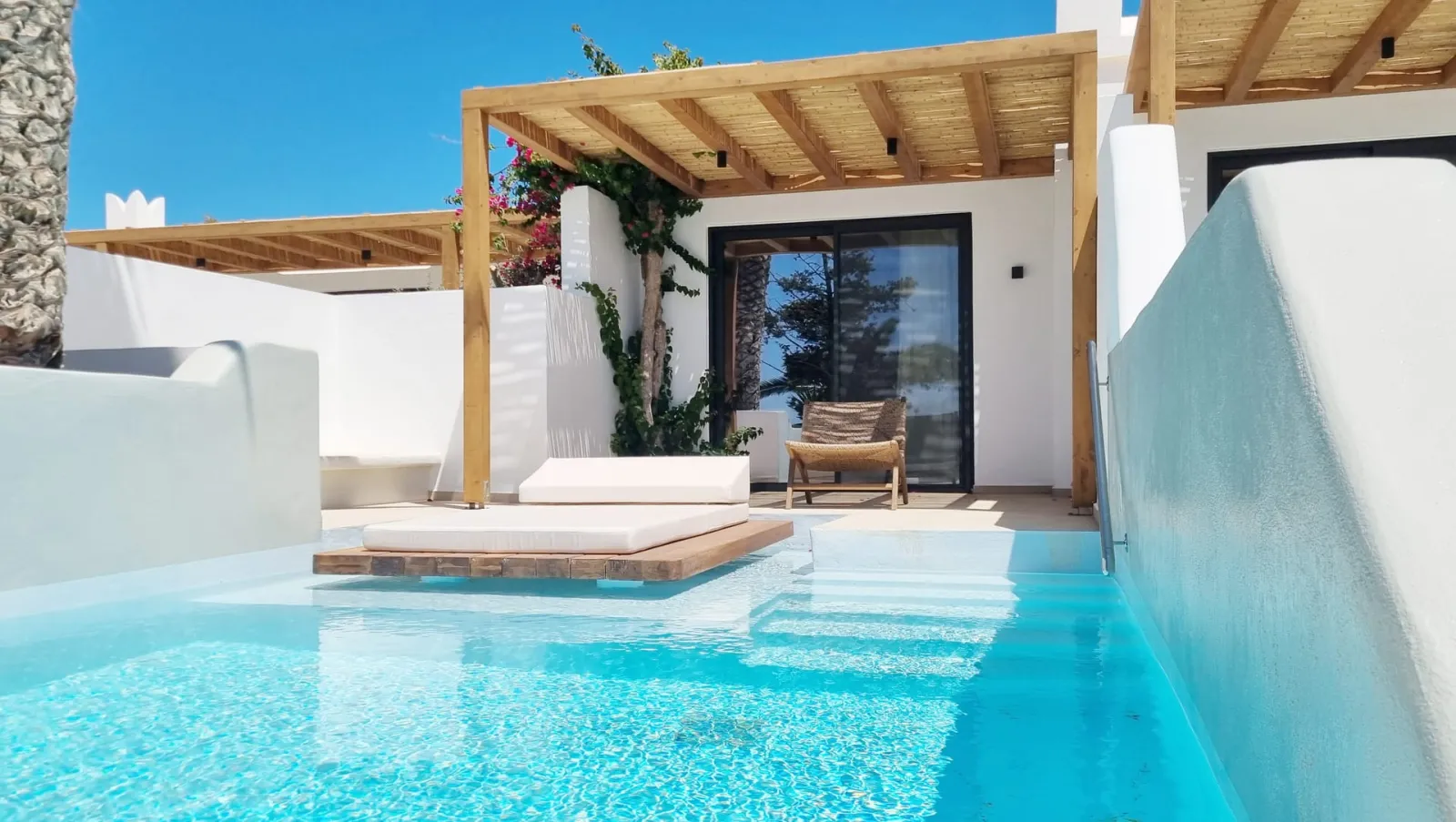 Aegean Junior Suite with Private Pool &amp; Sea View