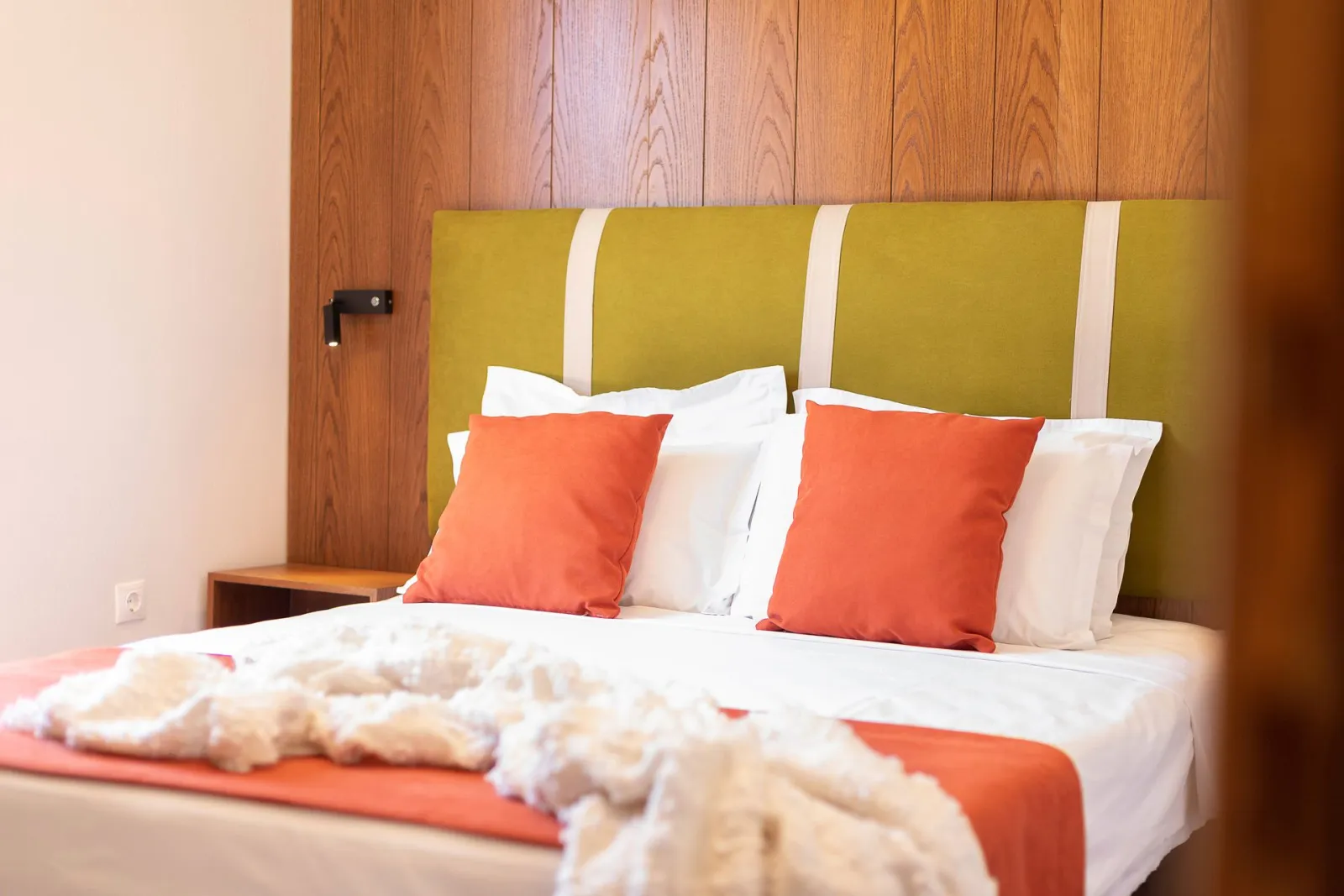 King - Two Bedrooms - Suite with Outdoor Hot Tub