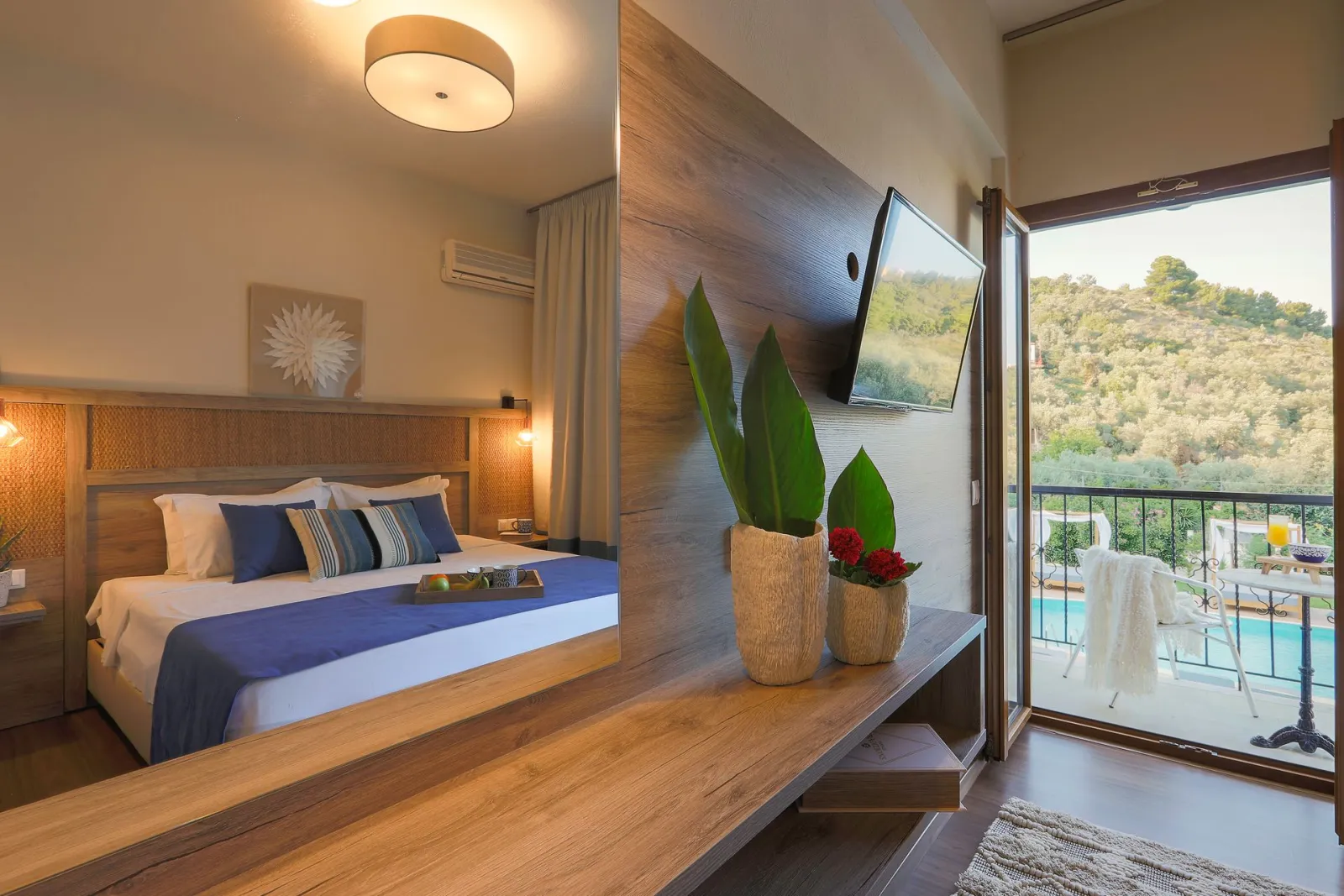 ***not in use***Deluxe Double Room with Pool View