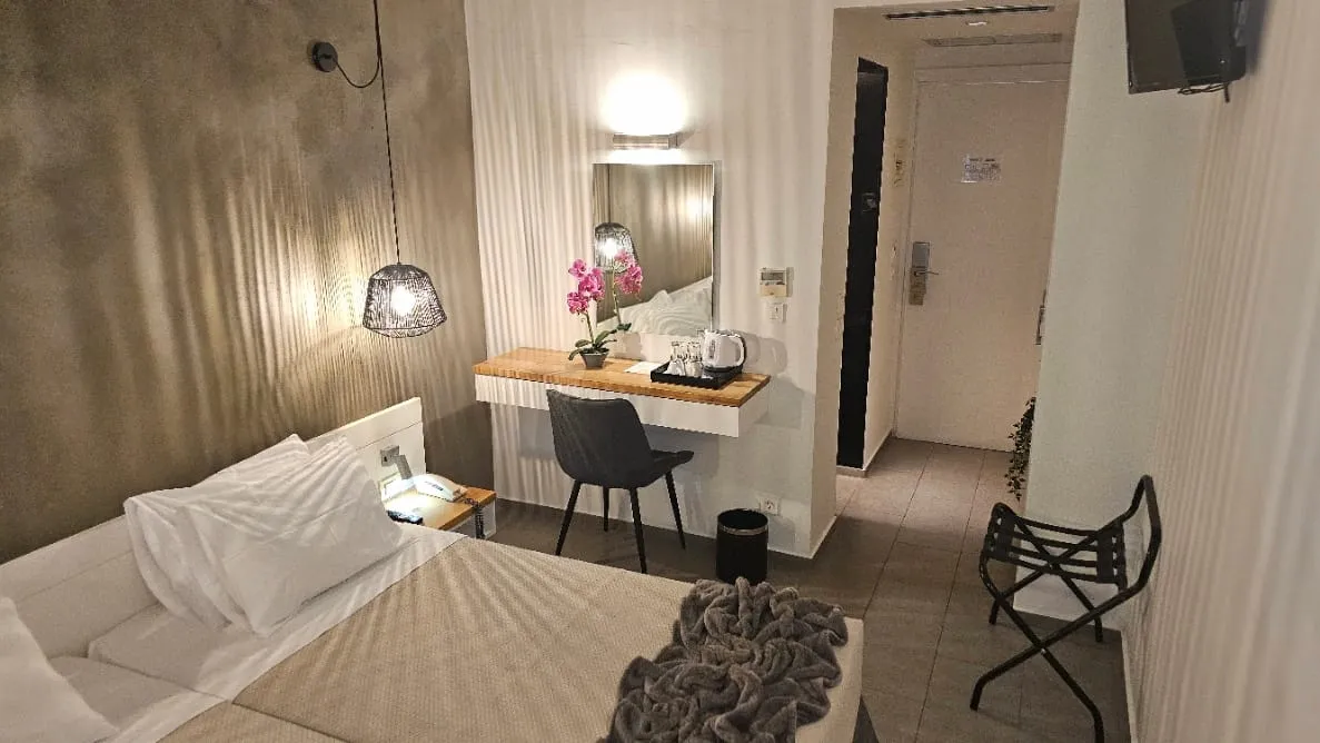 Superior Double Room with outdoor Jacuzzi