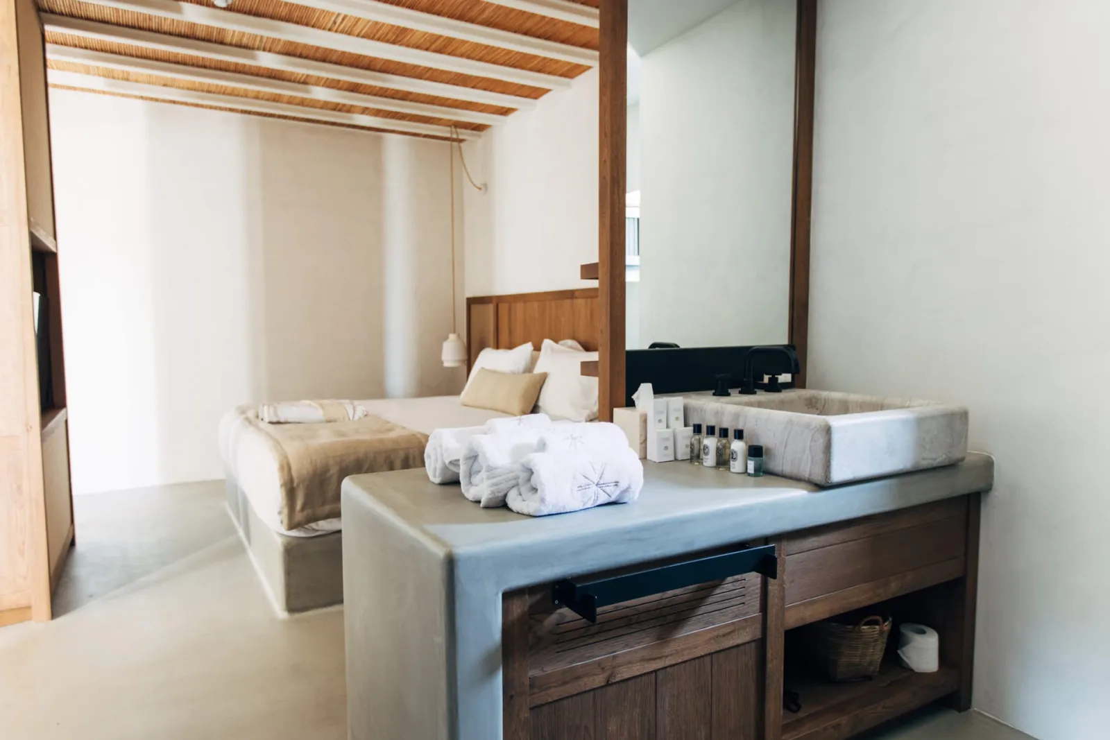 Junior Suite Side Sea View