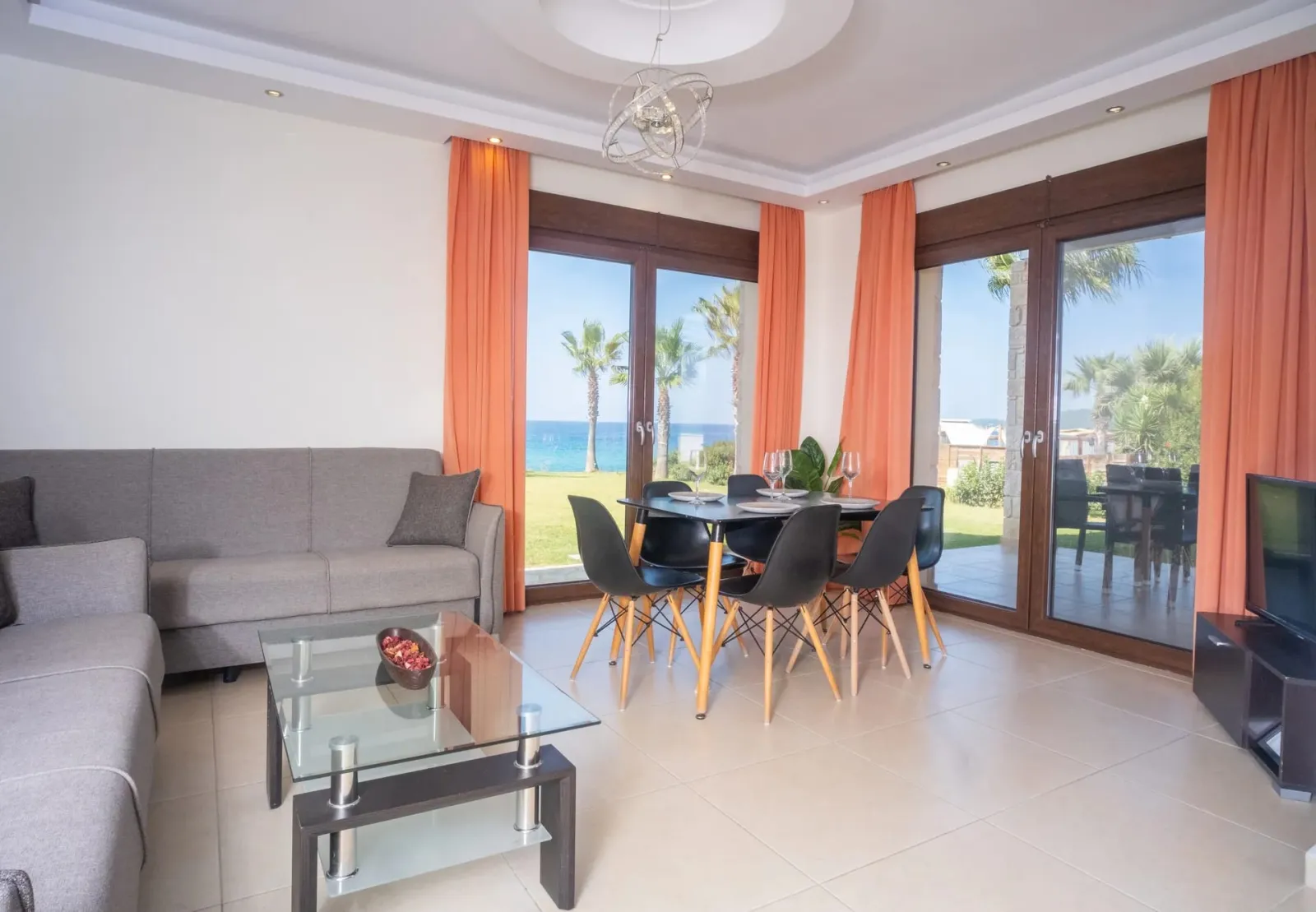 Family Suite 2-Bedroom Sea View Ground Floor