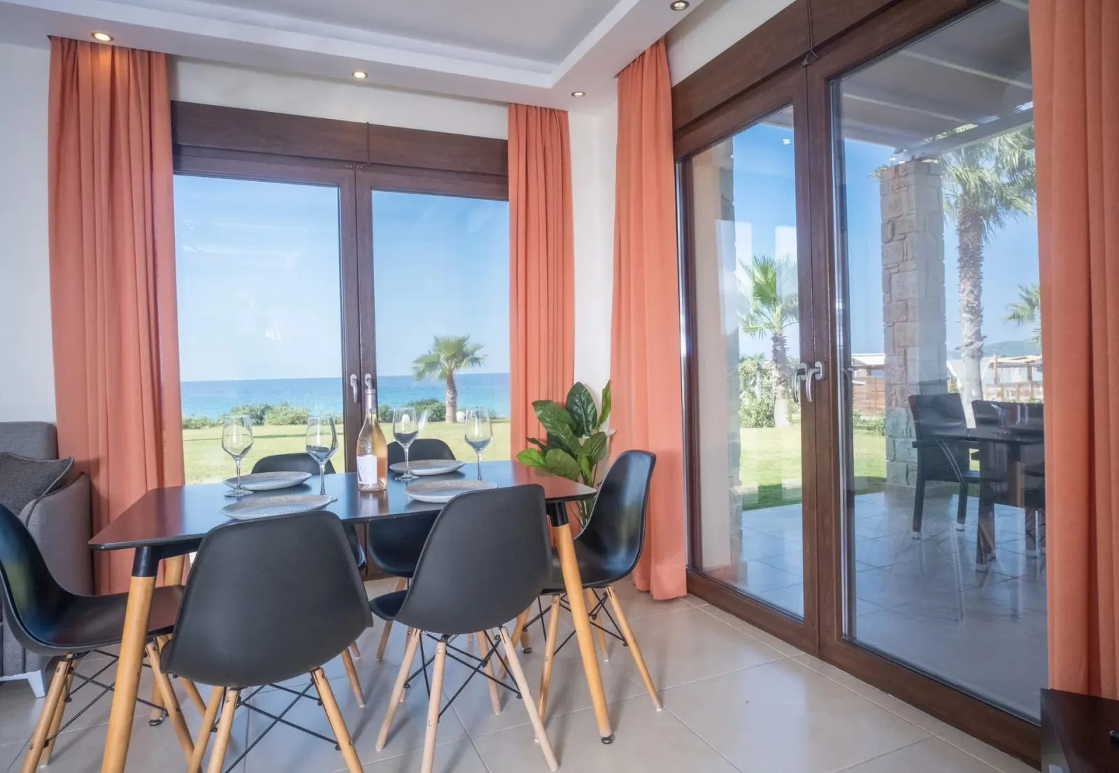 Family Suite 2-Bedroom Sea View Ground Floor