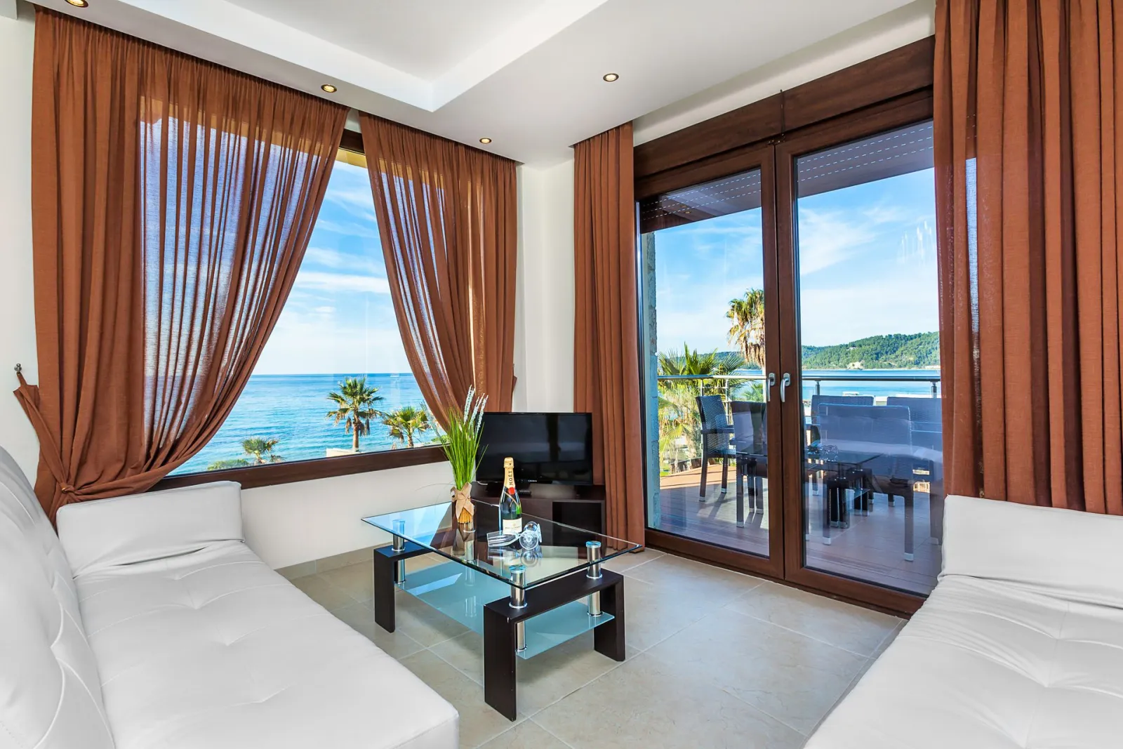 Family Suite 2-Bedroom Sea View Upper Floor