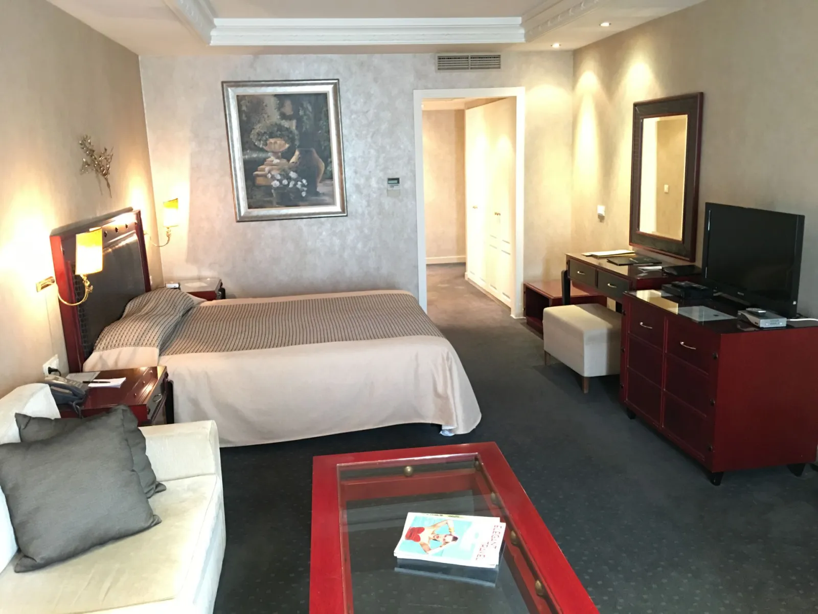 Theoxenia House Deluxe Suite
