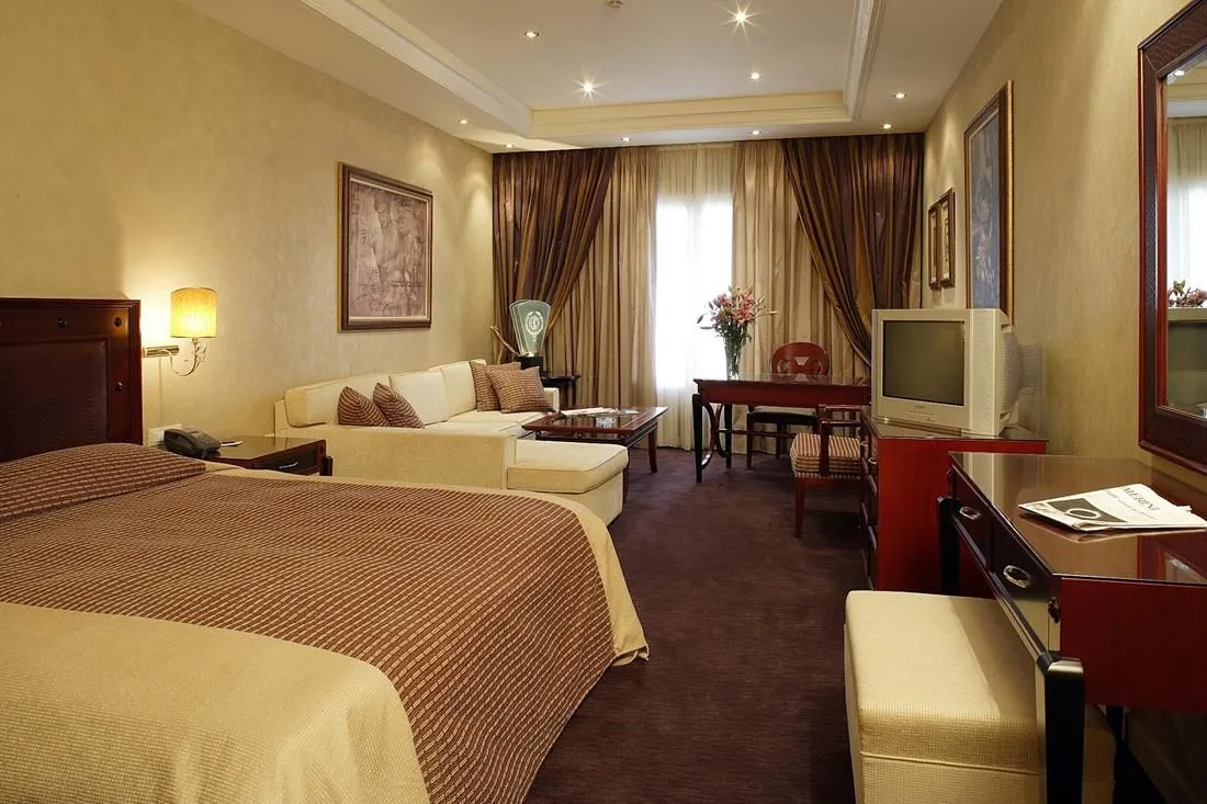 Theoxenia House Deluxe Suite