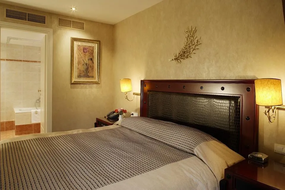 Two-Bedroom Deluxe Suite