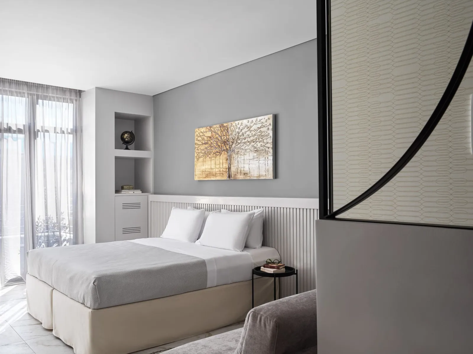 Deluxe Suite with Balcony