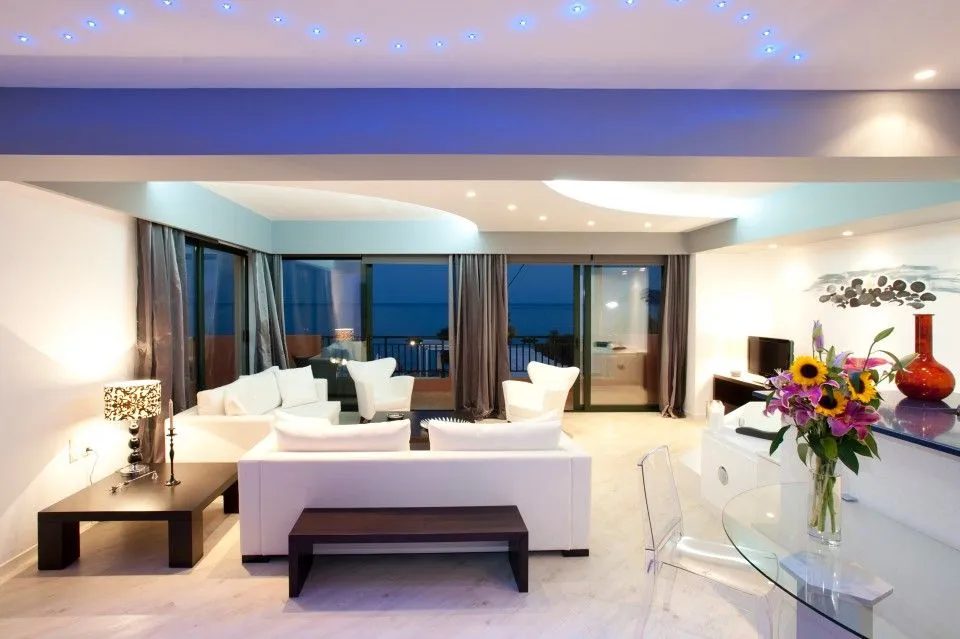 Thalassa Suite