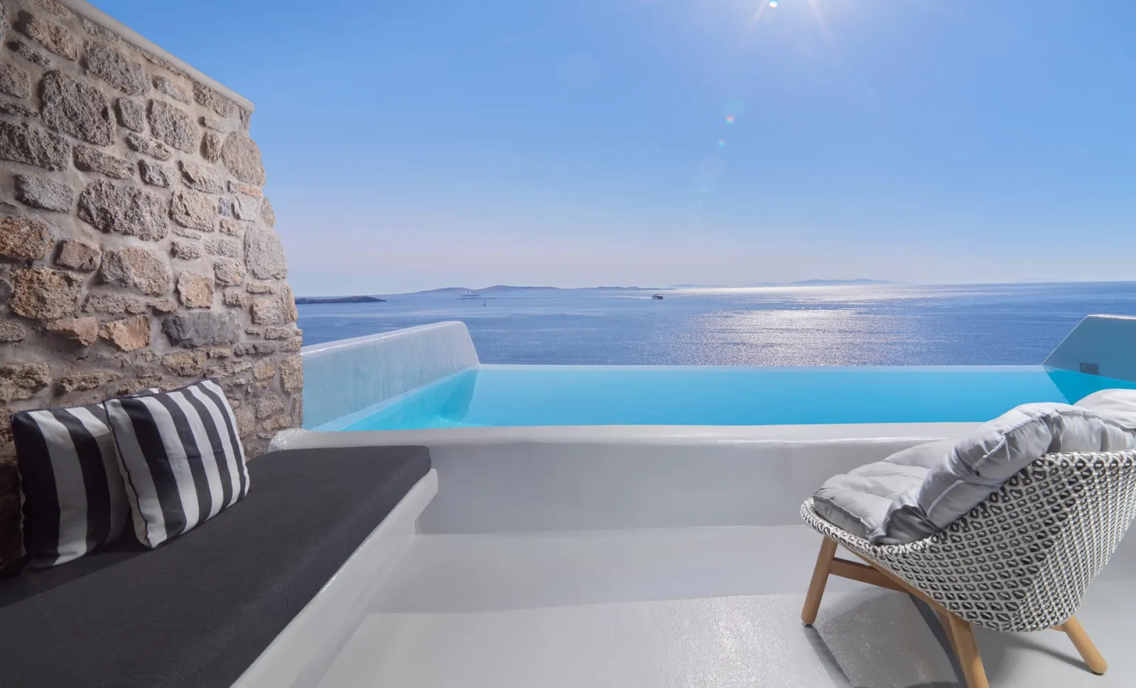 Junior Suite with Pool
