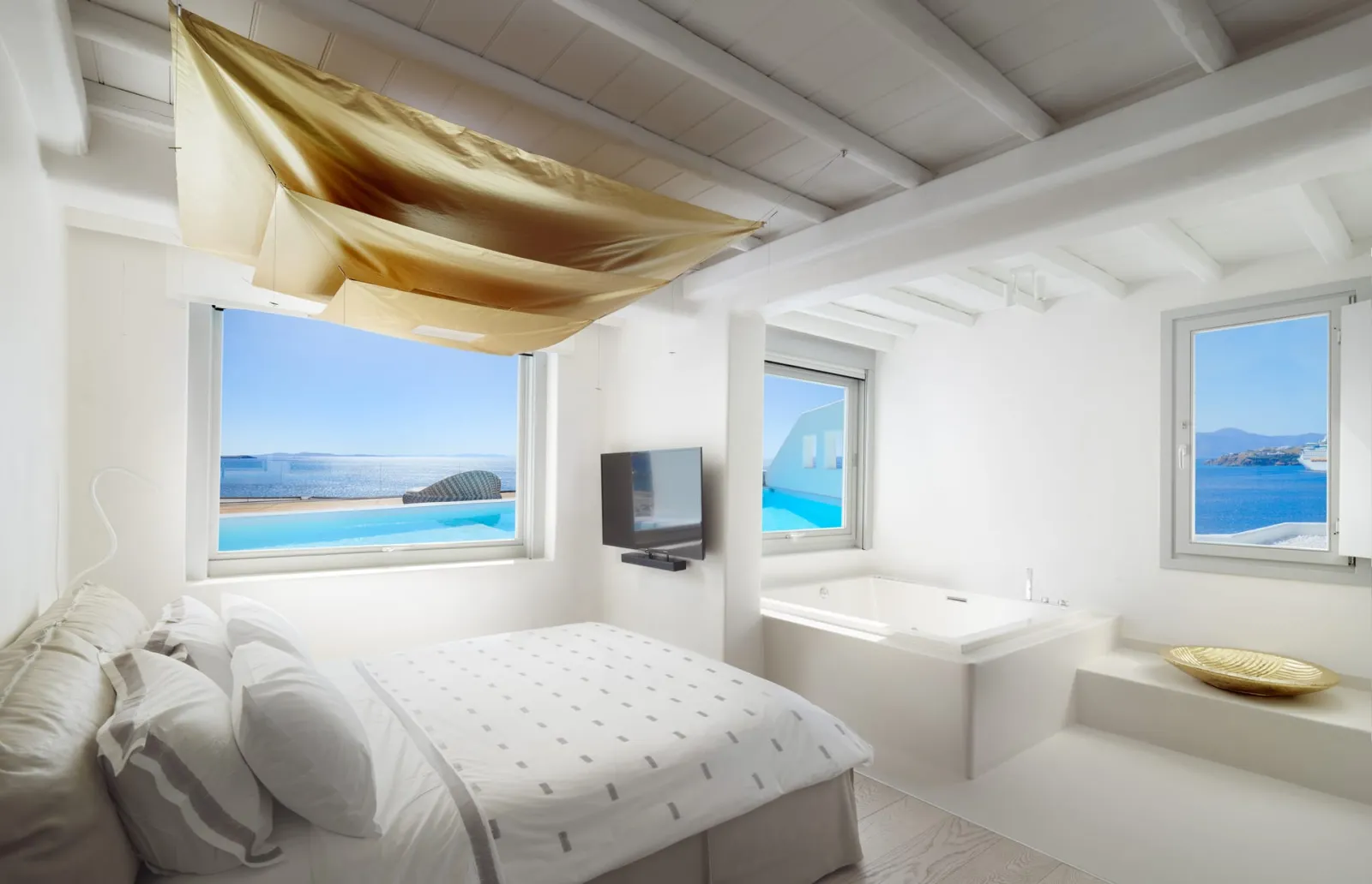 Golden Villa 2-Bedroom with Private Pool