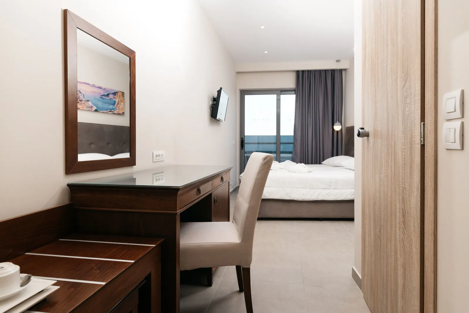 Standard Room with Pool View | 23m²