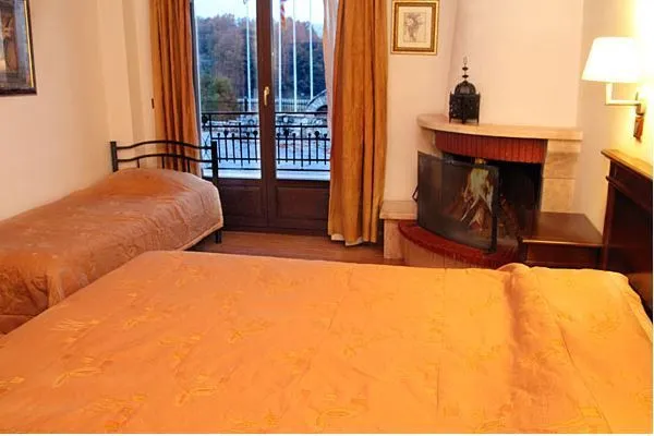 Triple Room with Fireplace