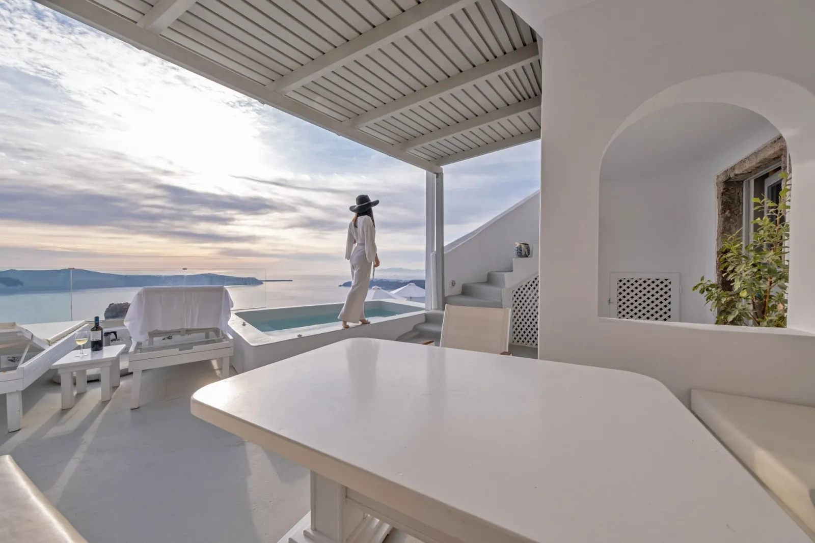 Honeymoon Suite with Indoor Plunge Pool and Caldera View