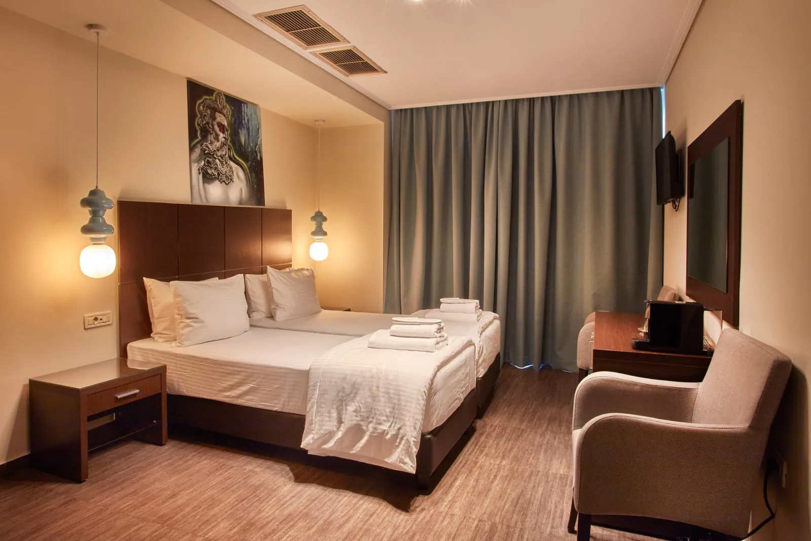 Standard Twin Room