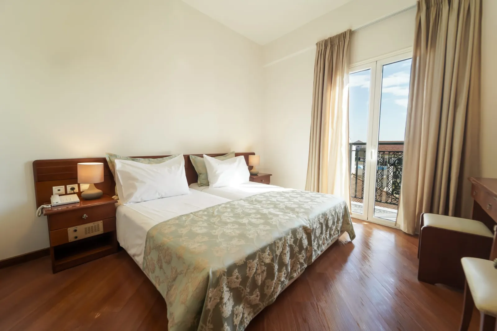 Premium Comfort Room