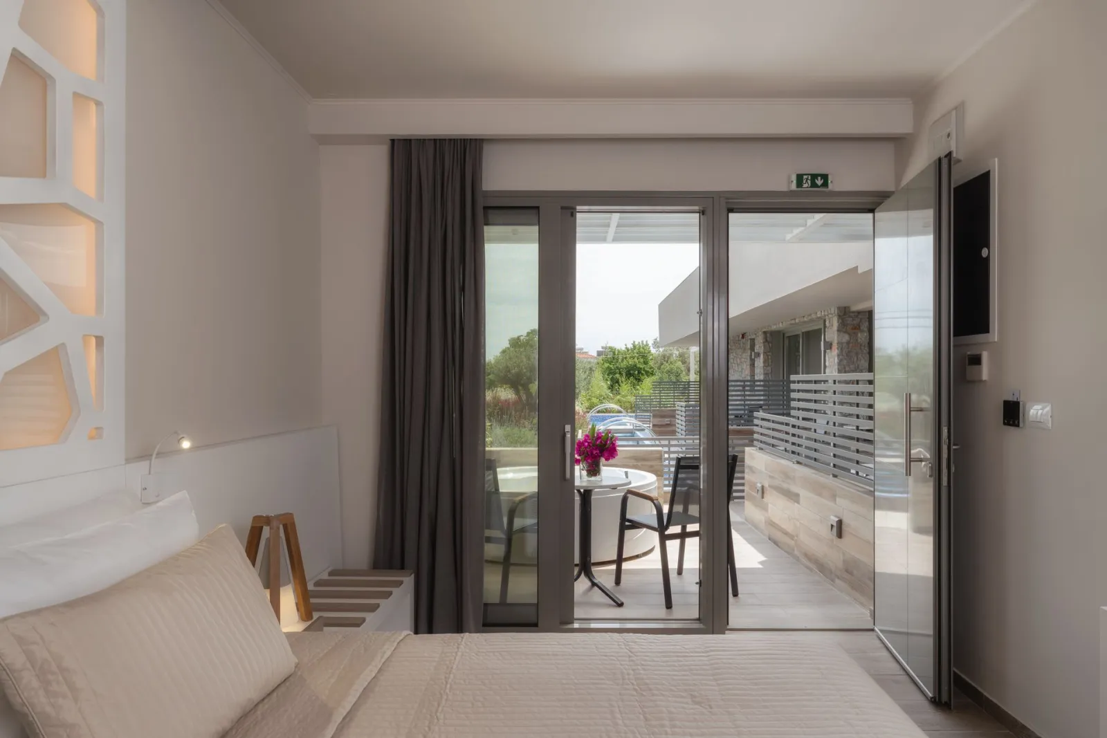 Deluxe Double Room with Outdoor Jacuzzi