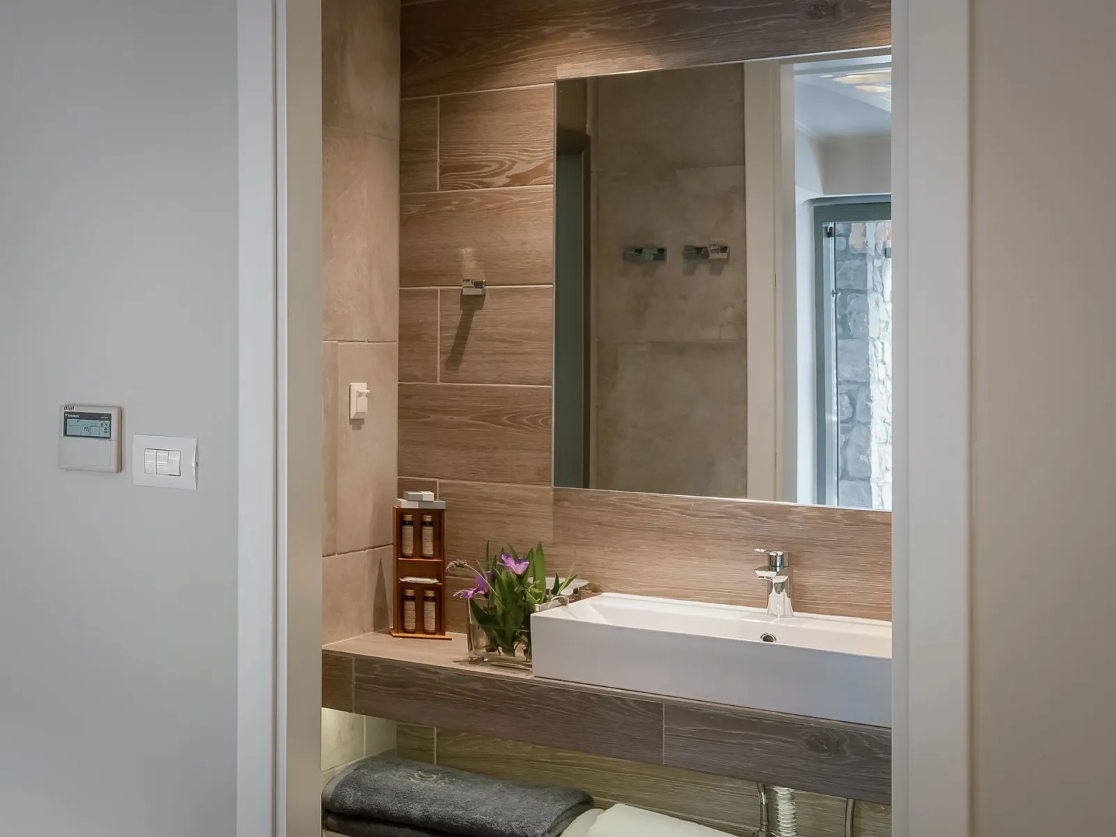 Deluxe Double Room with Outdoor Jacuzzi