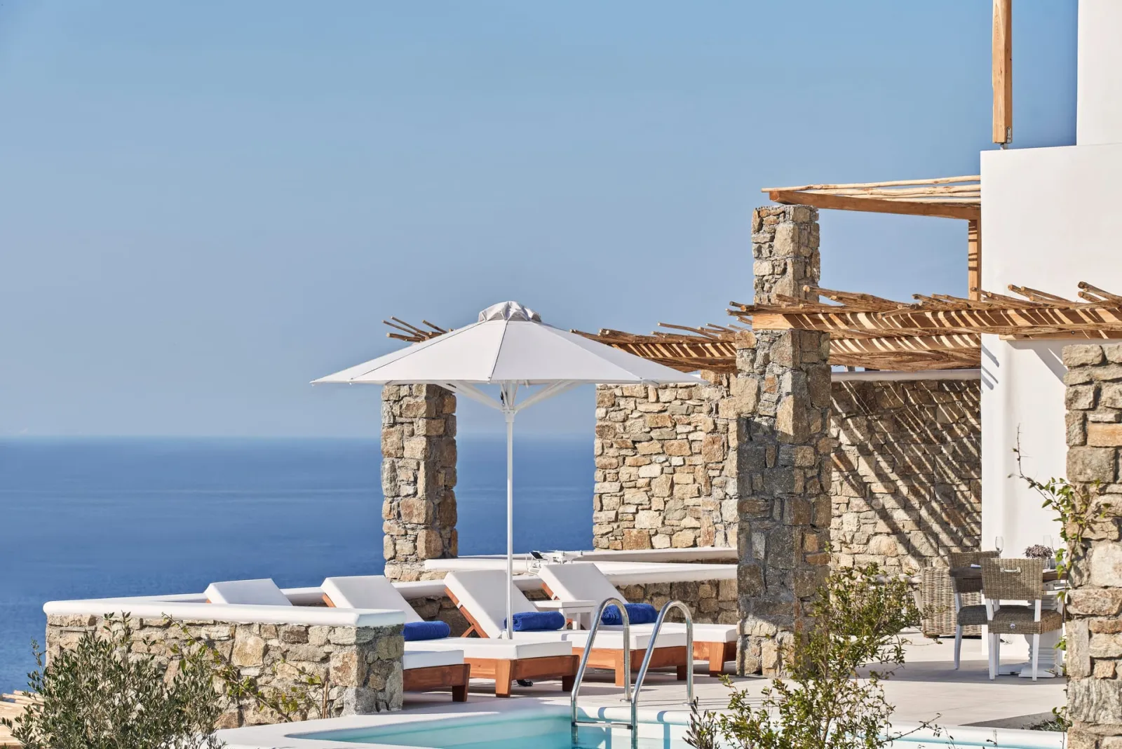 One Bedroom with Private Pool