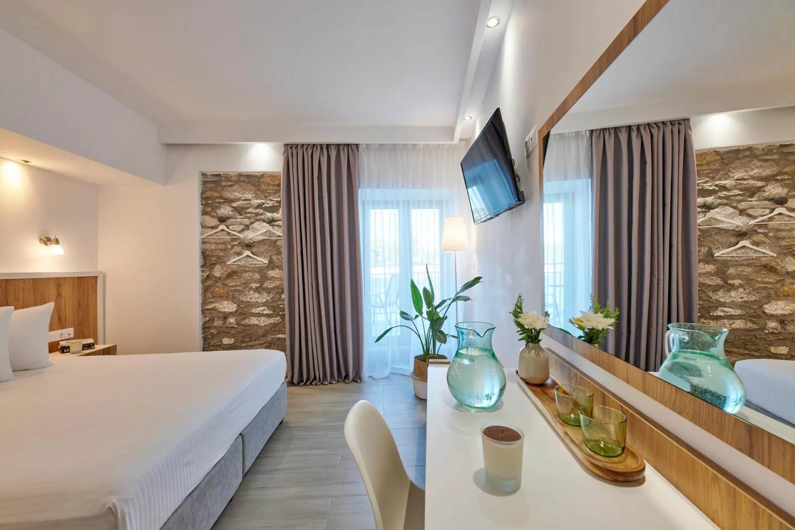 Double Room Ground Floor with Sea View