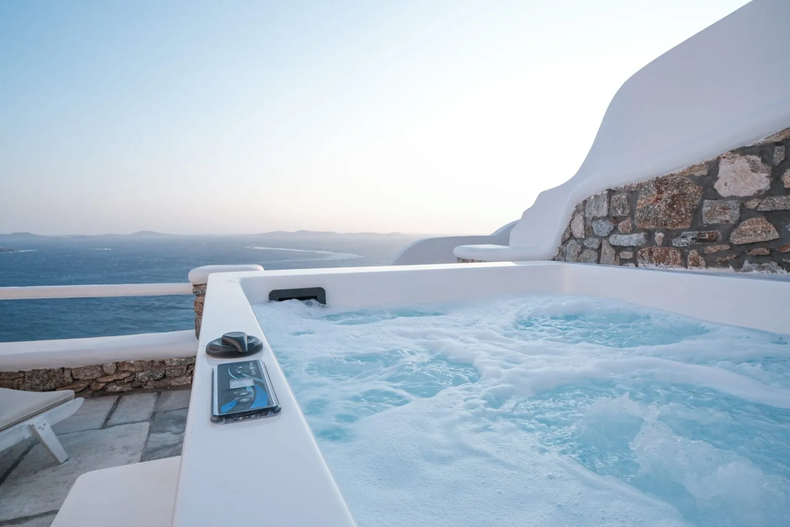 The Serenity Seaview Suite with Outdoor Hot Tub