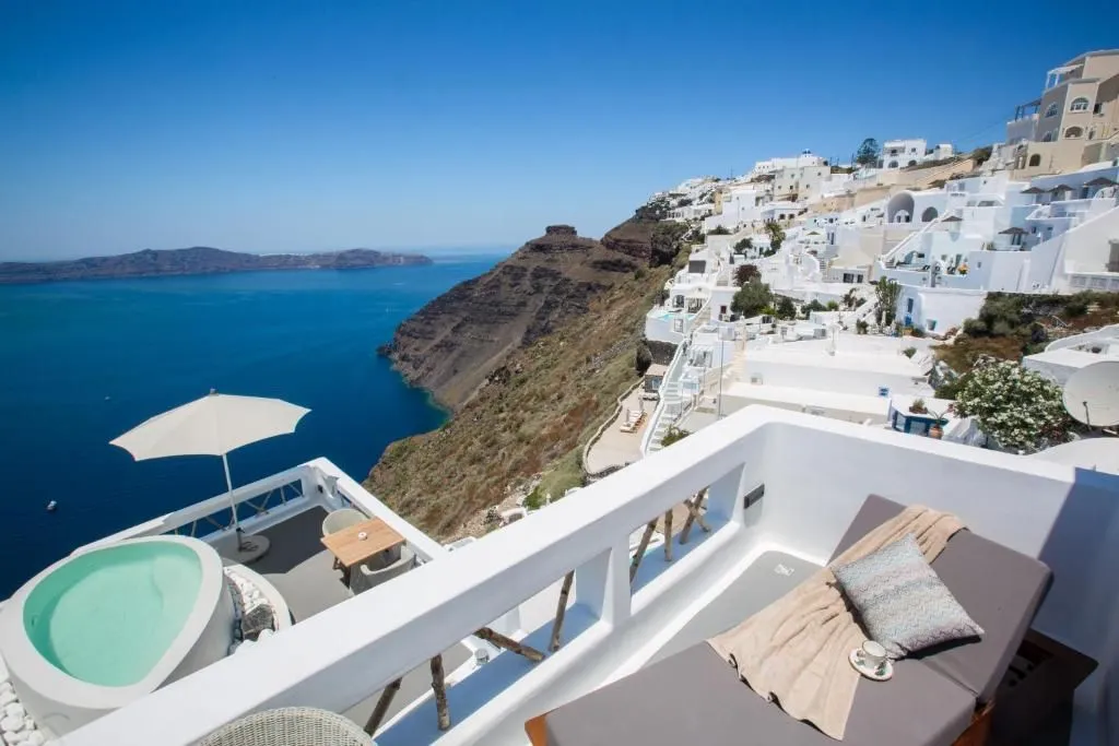 2 Chic Suite Outdoor Jacuzzi Caldera View