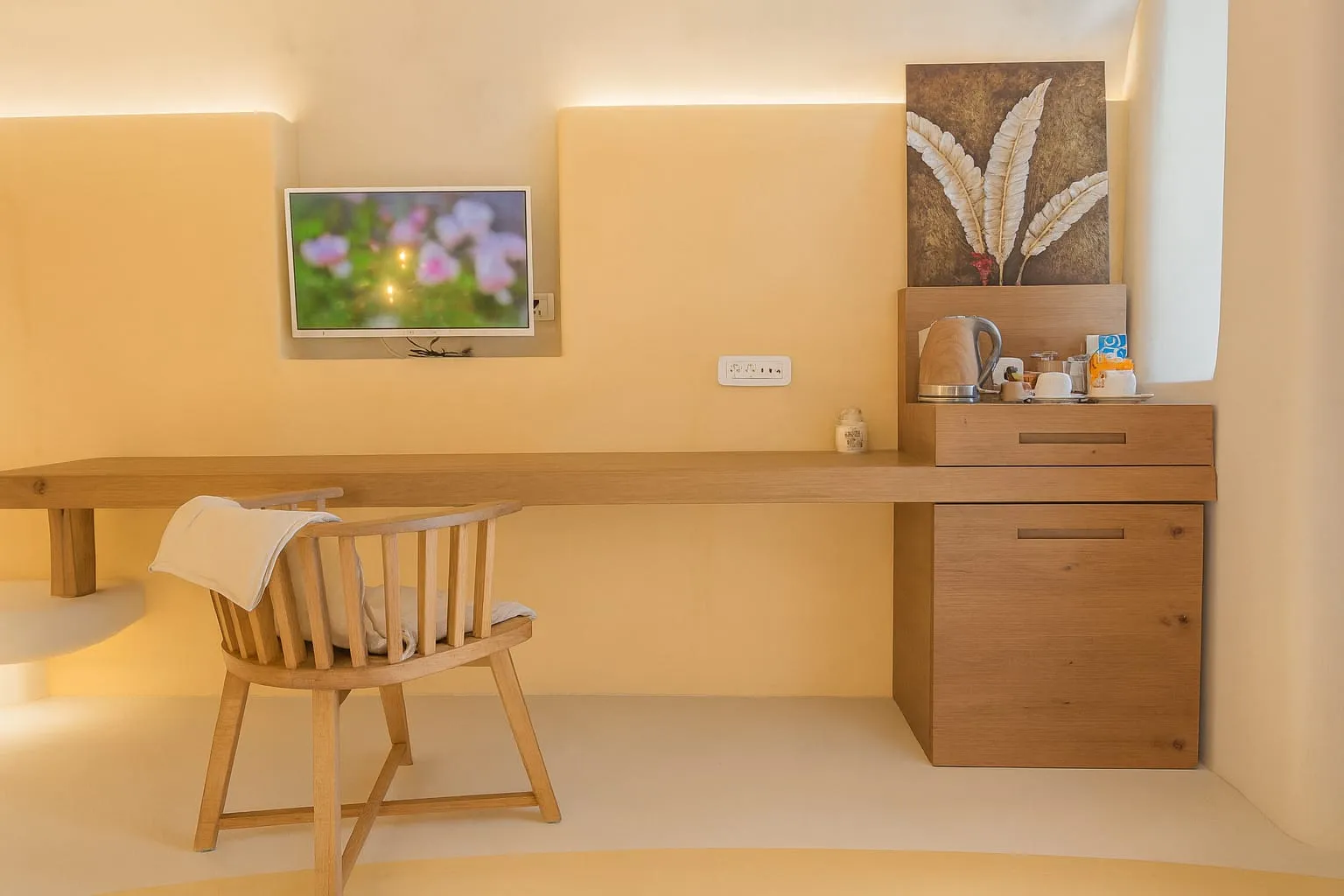 4 Deluxe Cliff Cave Suite (Indoor Massage Pool)