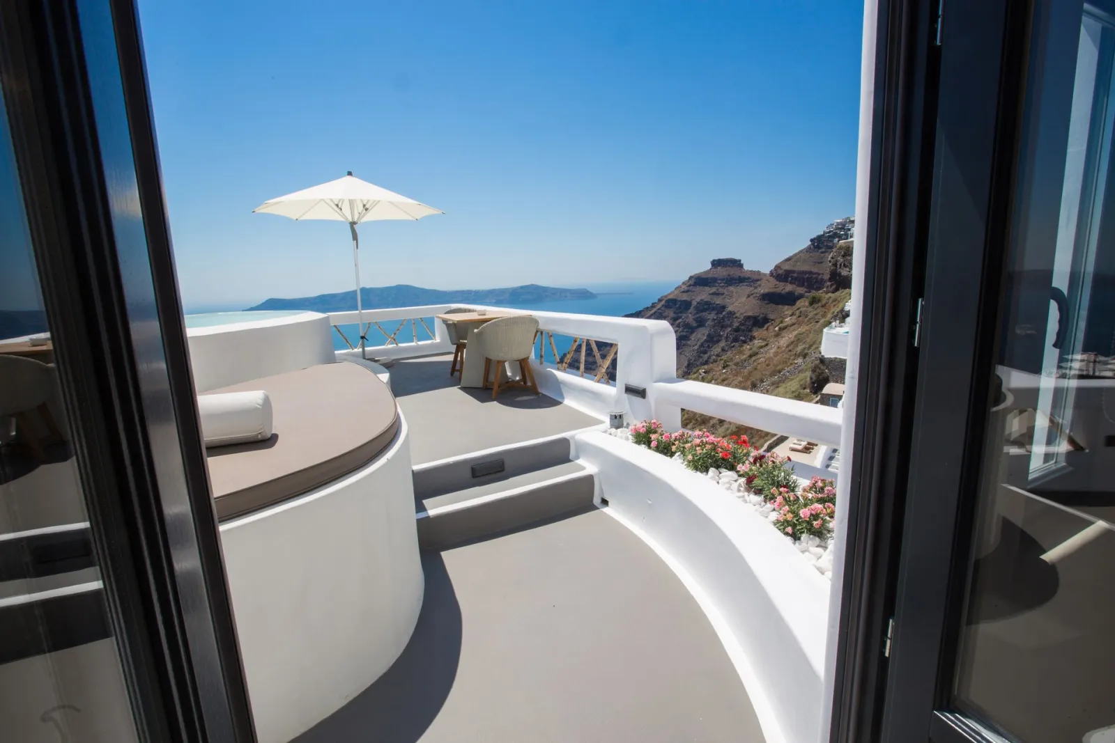 5 Executive Chic Suite Outdoor Jacuzzi Caldera View