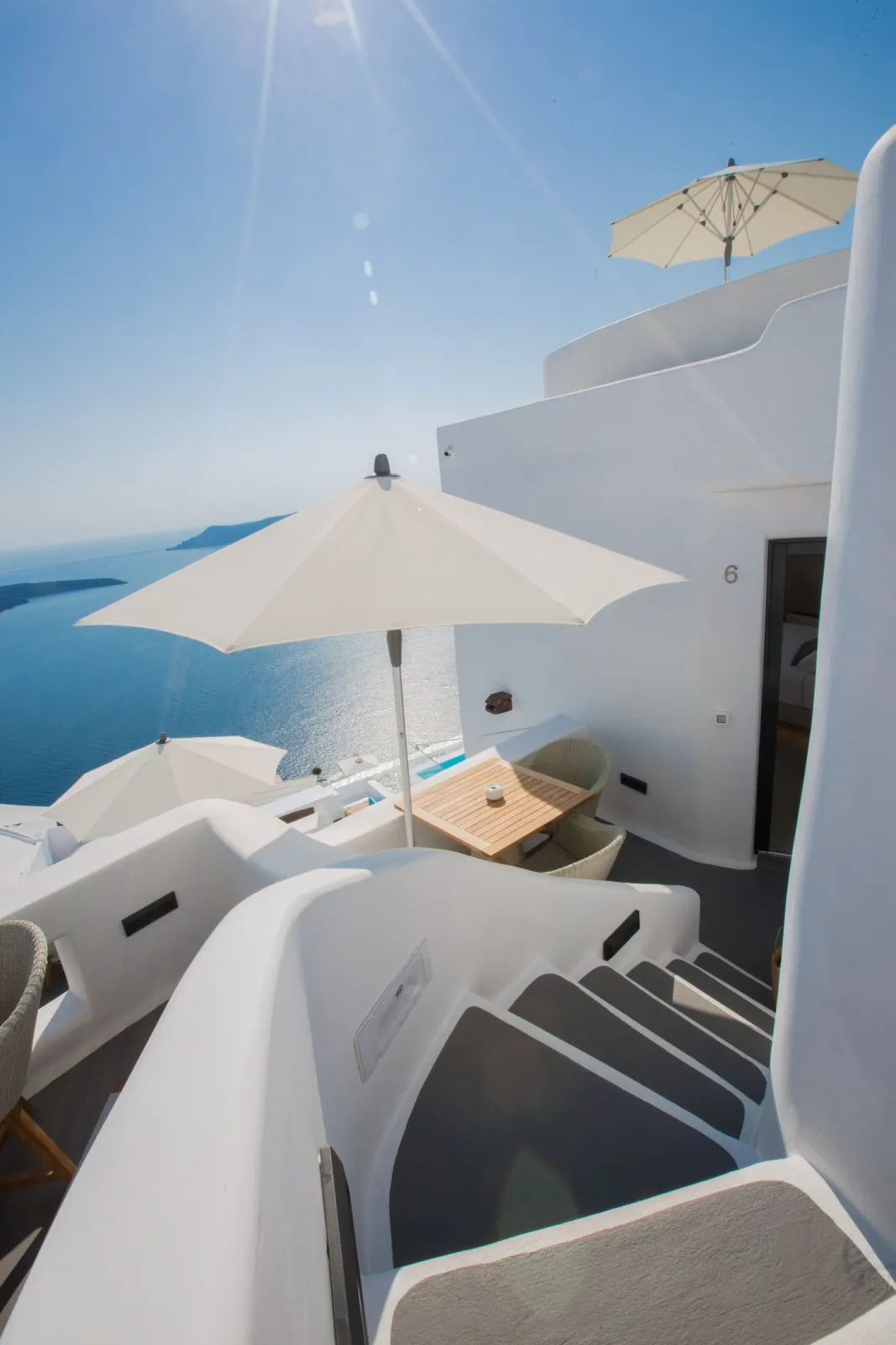 6 Standard Suite Caldera View