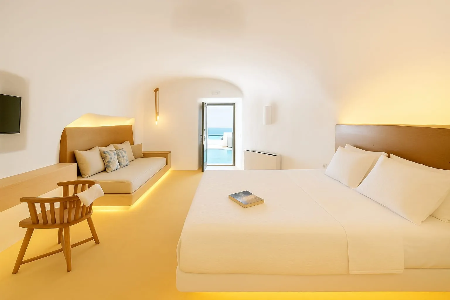 9 Deluxe Cliff Cave Suite (Indoor Massage Pool)