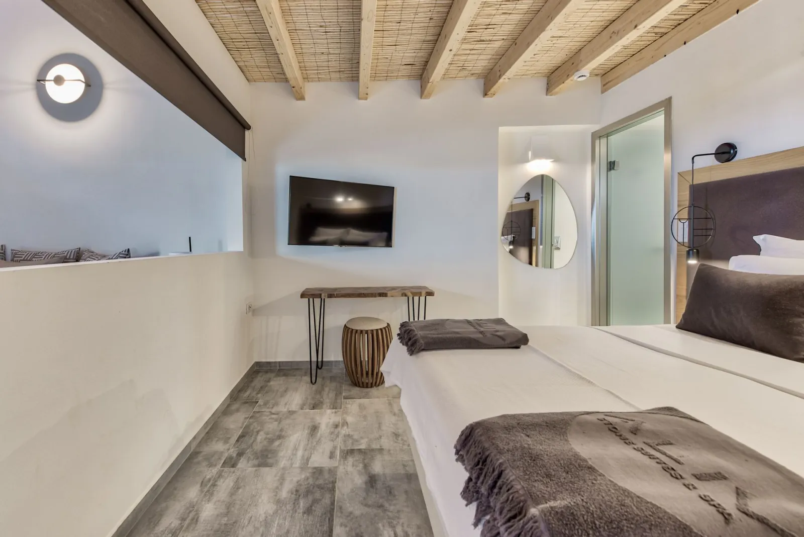 Deluxe Suite with Sea View